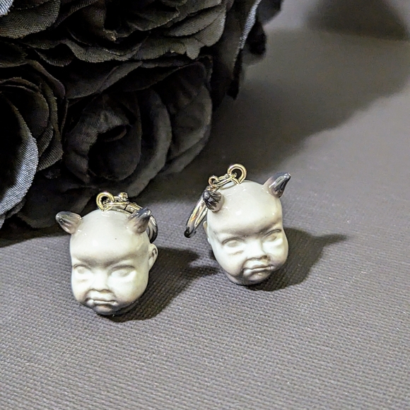 Spooky Doll Head Earrings - Picture 1 of 5
